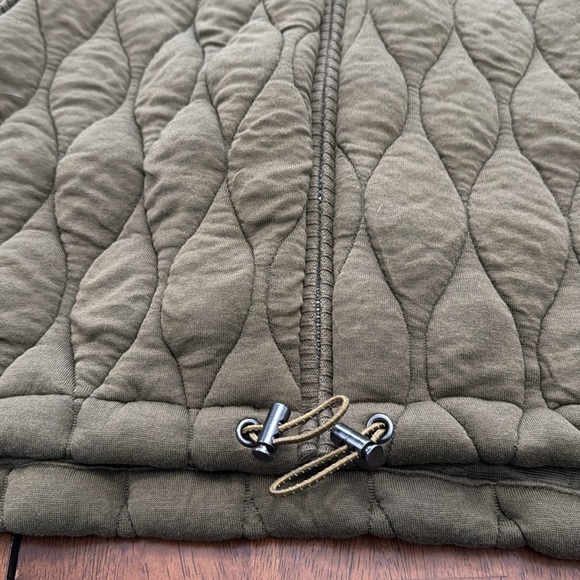 FreePeople brand hooded vest size small - Picture 8 of 13